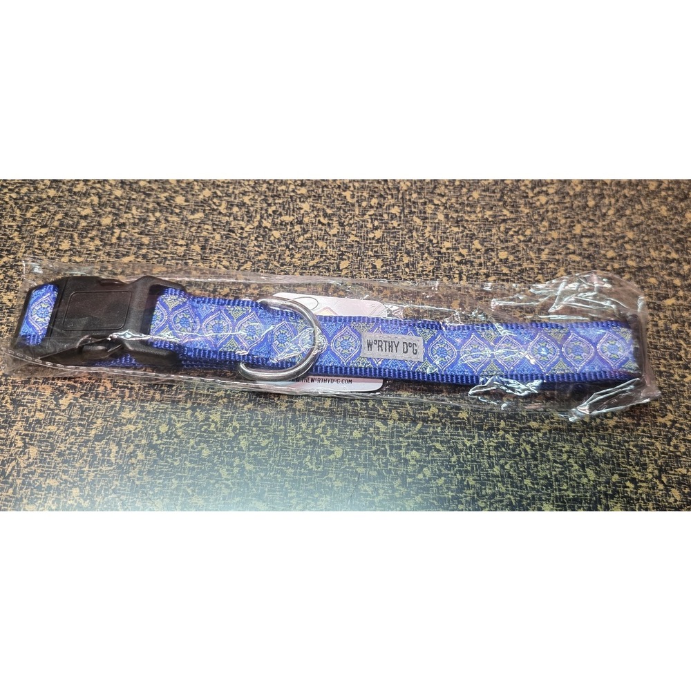 The Worthy Dog Blue Medallion Print Dog Collar XL Adjustable Pet Collar NWT